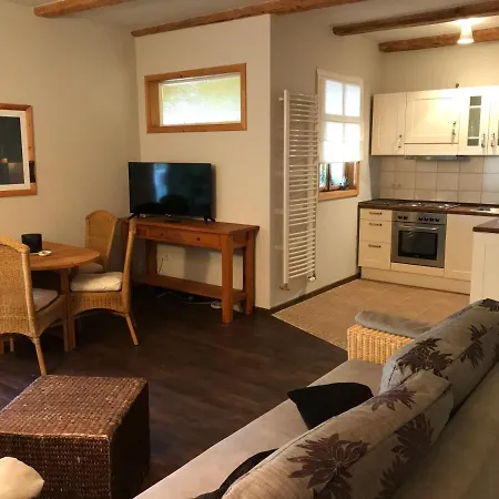 Hofgut Munz Im Sächsischen Burgen- Und Heideland Apartment *